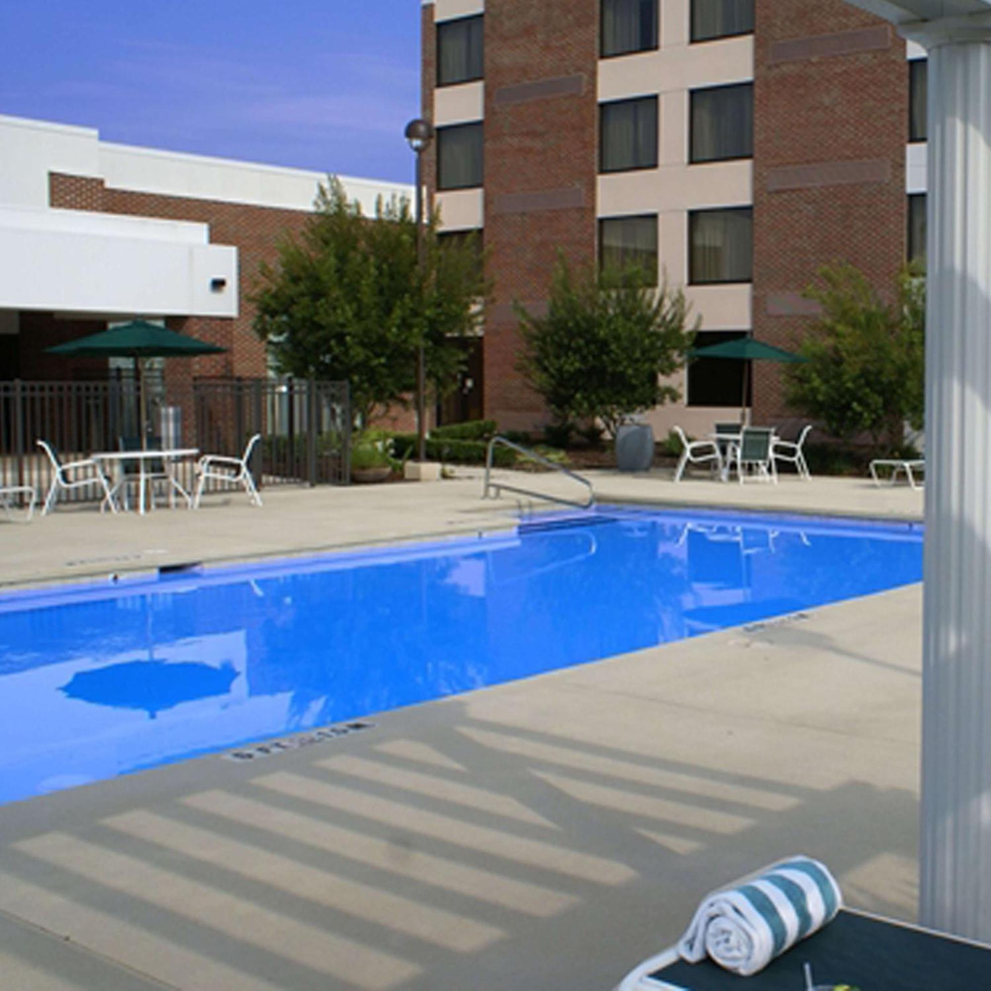 Hotel Doubletree By Hilton Rocky Mount Exterior foto